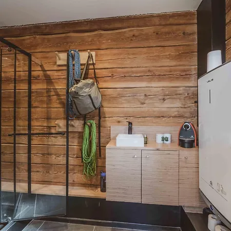 Contemporain Vue Montagne Alpehytte